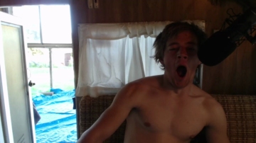 Nezzey  27-08-2021 video fingerass